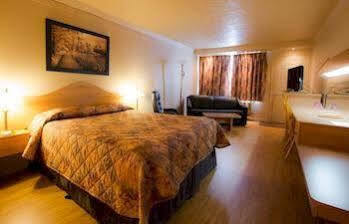 Travelodge By Wyndham Motel Drummondville